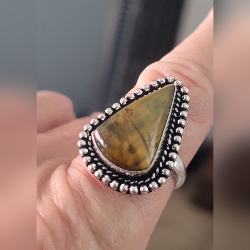 Artisan Silver Adjustable Ring with Teardrop Jasper Stone - Picture 2 of 3